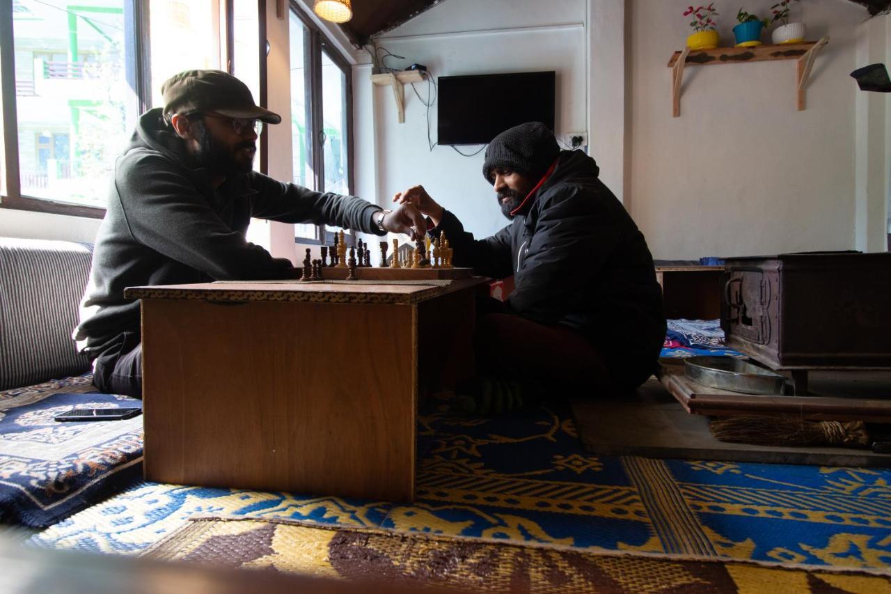 The Royal Orchard Kasol Hotel Eksteriør billede